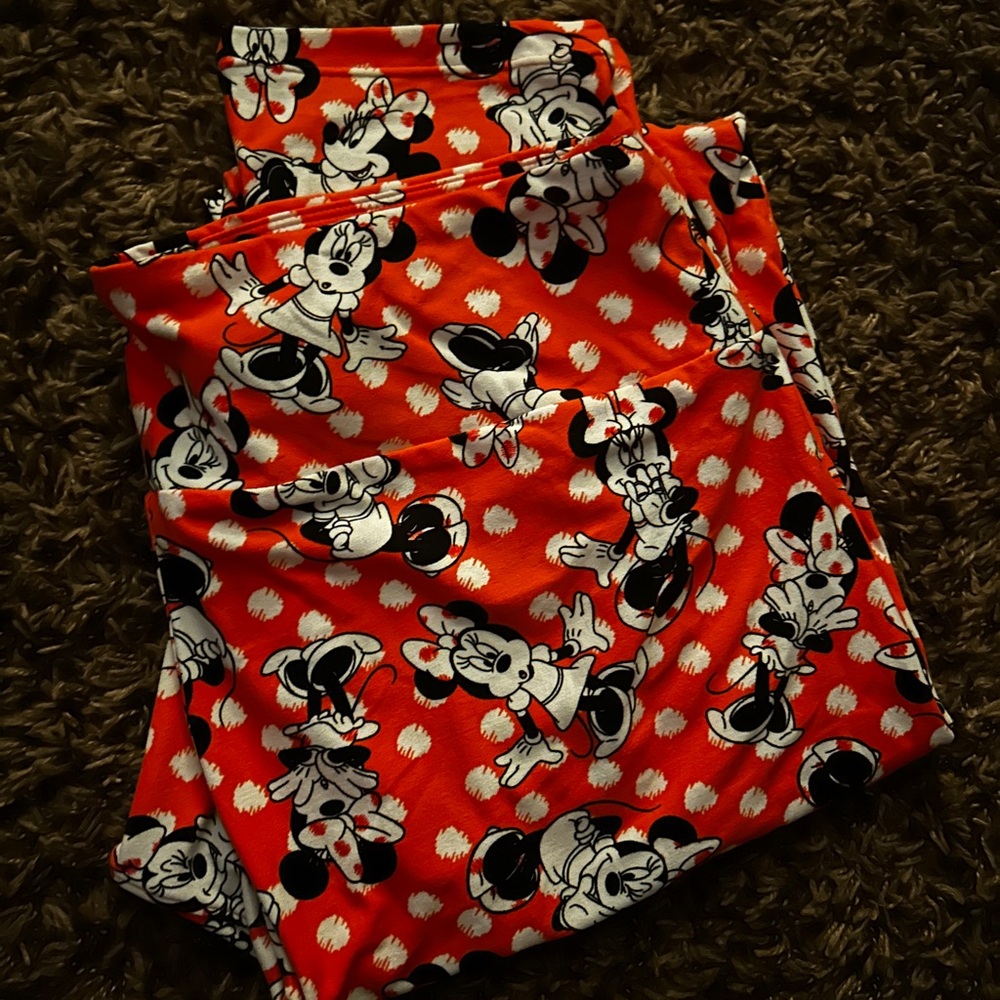 Lularoe buttery soft leggings